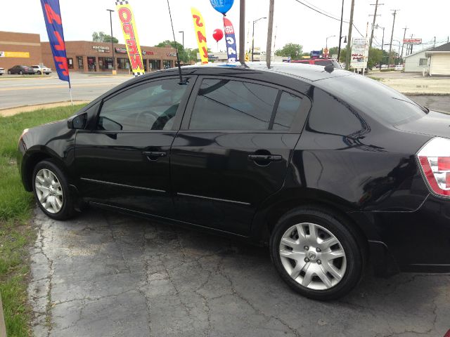 Nissan Sentra SLT Heavy DUTY Sedan