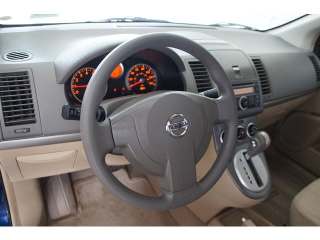 Nissan Sentra 2009 photo 10