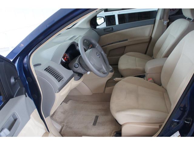 Nissan Sentra 2009 photo 15