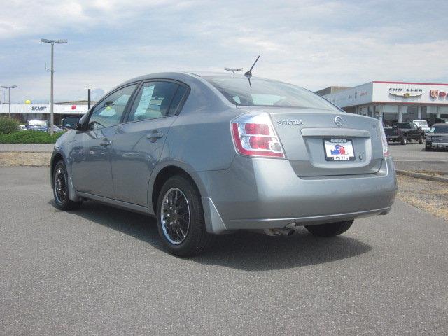 Nissan Sentra 2009 photo 2