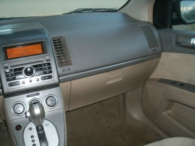 Nissan Sentra 2009 photo 4