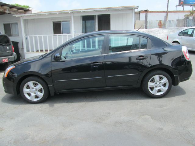 Nissan Sentra SLT Heavy DUTY Sedan