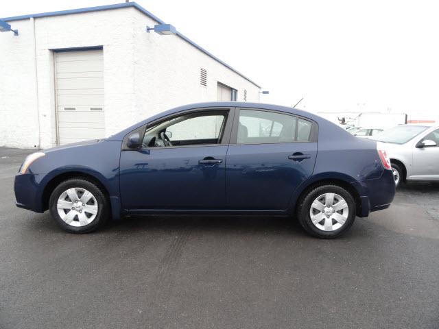 Nissan Sentra 2009 photo 2