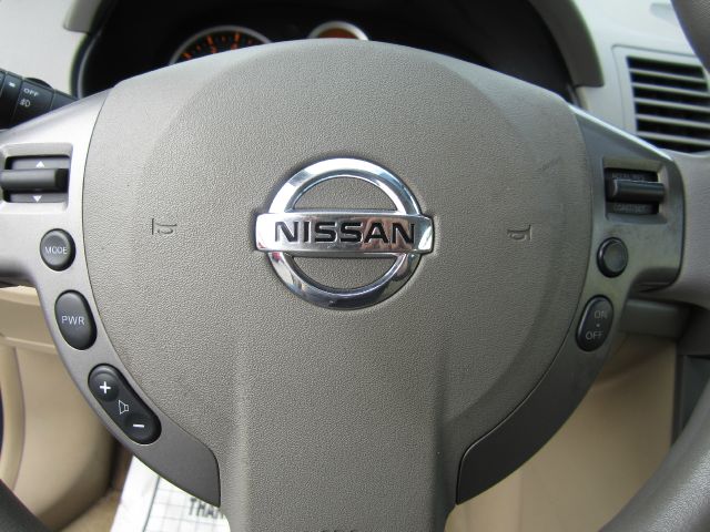 Nissan Sentra SLT Heavy DUTY Sedan
