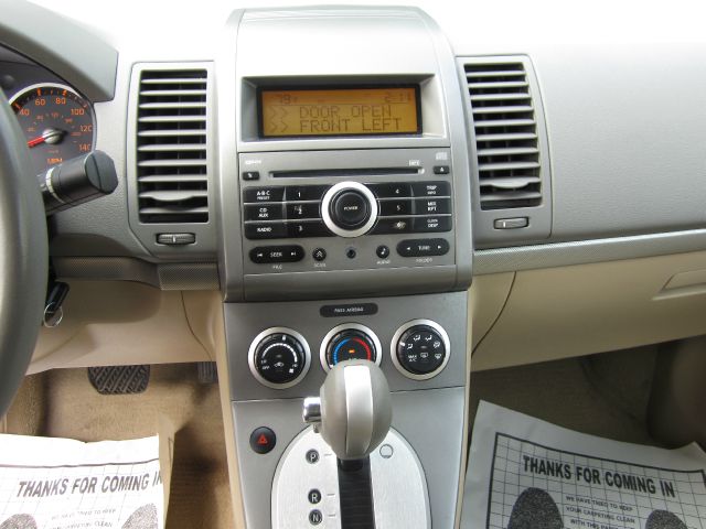 Nissan Sentra 2009 photo 17