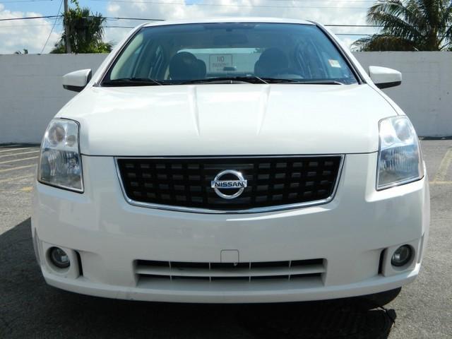 Nissan Sentra 2009 photo 1