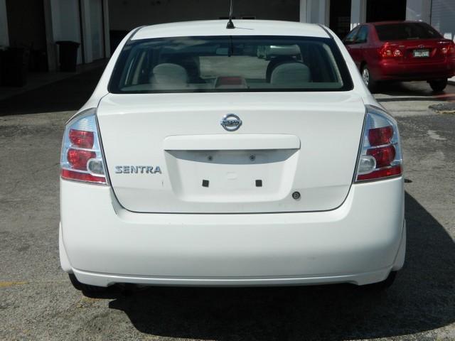 Nissan Sentra 2009 photo 3