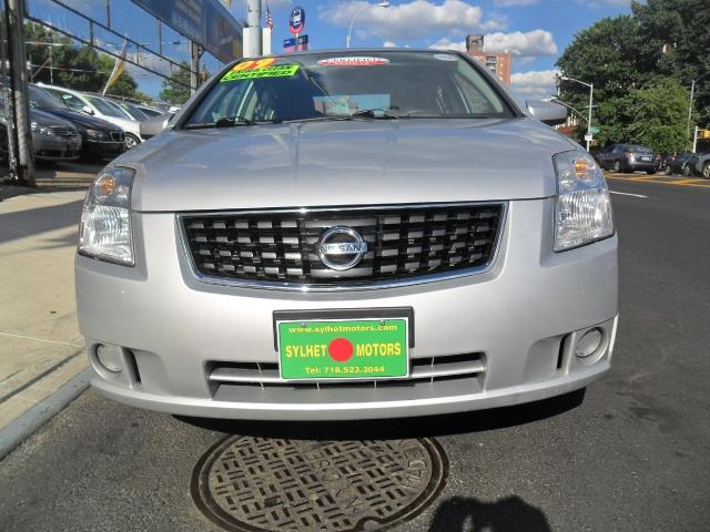 Nissan Sentra 2009 photo 1