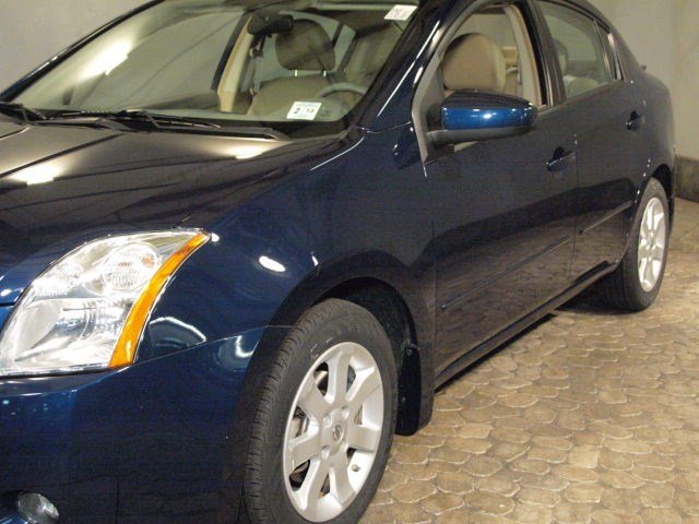 Nissan Sentra 2009 photo 2