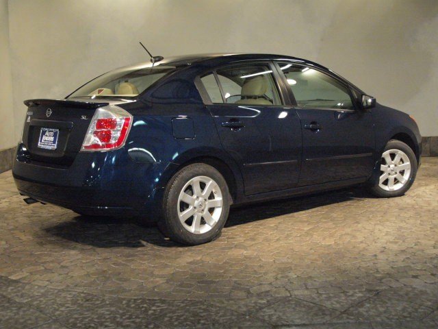 Nissan Sentra 2009 photo 3