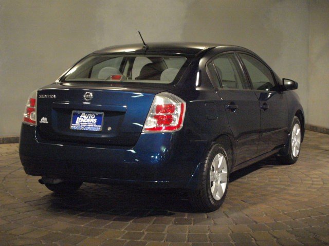 Nissan Sentra 2009 photo 2