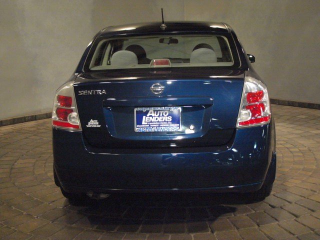 Nissan Sentra 2009 photo 4