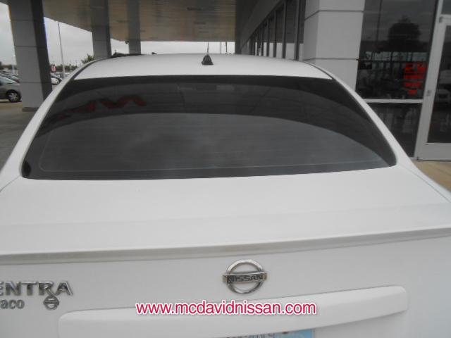 Nissan Sentra 2009 photo 2