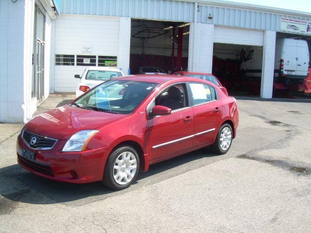 Nissan Sentra 2010 photo 1