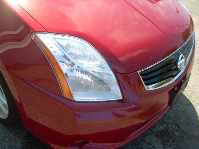 Nissan Sentra 2010 photo 4