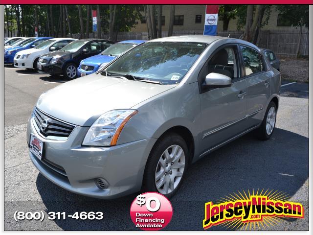 Nissan Sentra 2010 photo 2