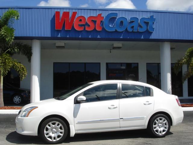 Nissan Sentra 4matic 4dr 3.5L AWD SUV Sedan