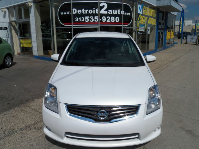 Nissan Sentra 2010 photo 1