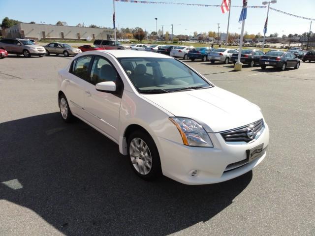 Nissan Sentra 2010 photo 5