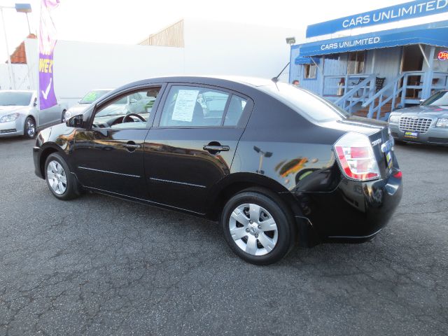 Nissan Sentra 4matic 4dr 3.5L AWD SUV Sedan