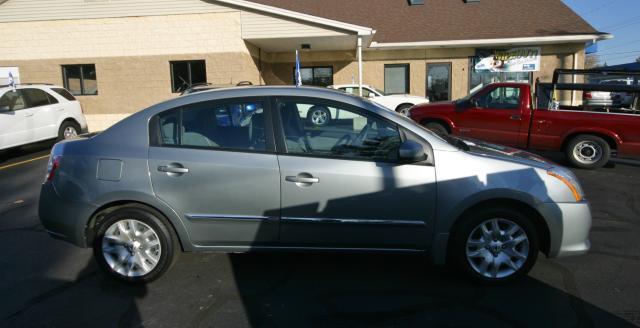 Nissan Sentra 2010 photo 4