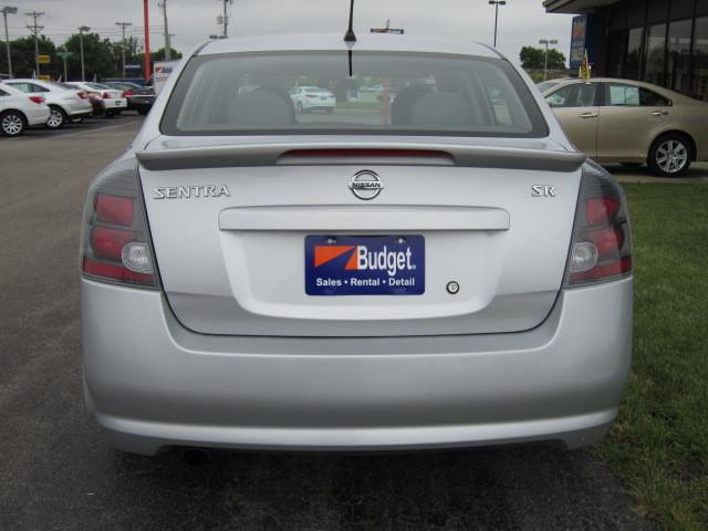 Nissan Sentra 2010 photo 1