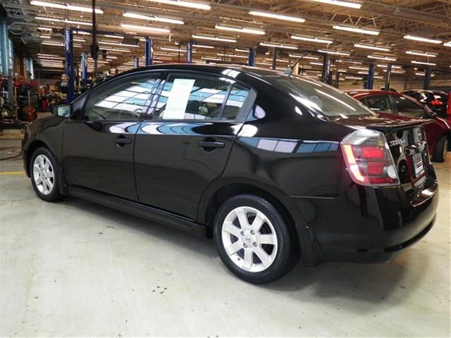 Nissan Sentra 2010 photo 1