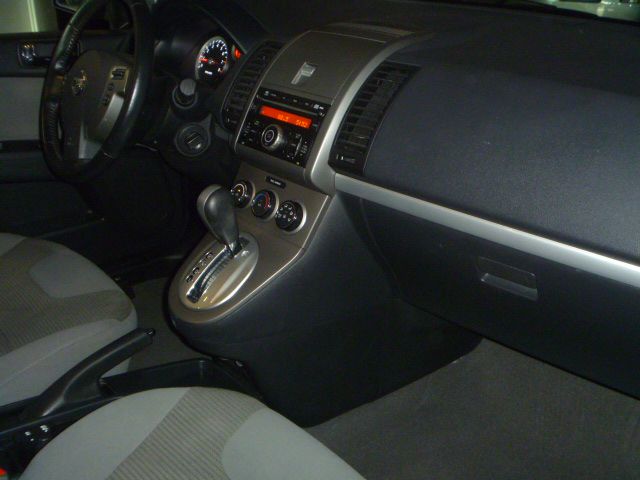 Nissan Sentra 2010 photo 5