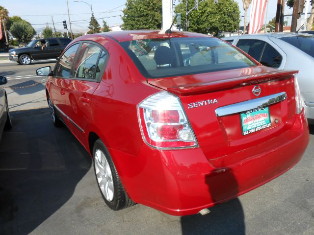 Nissan Sentra 2011 photo 4