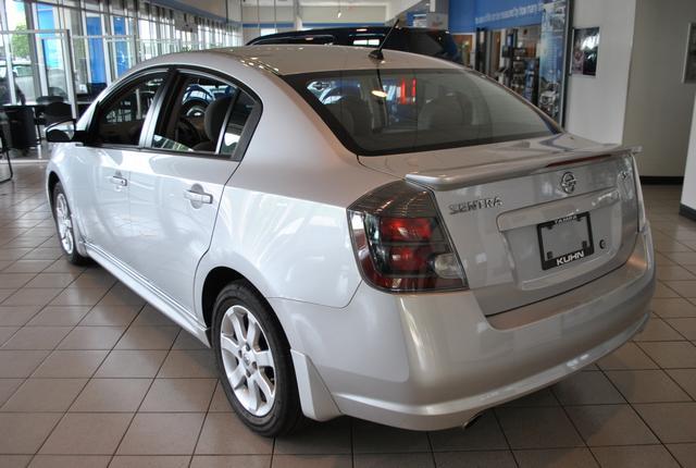 Nissan Sentra 2011 photo 15