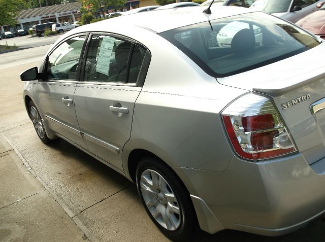 Nissan Sentra 2011 photo 3