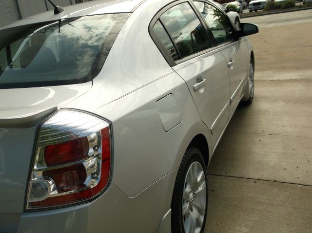 Nissan Sentra 2011 photo 5