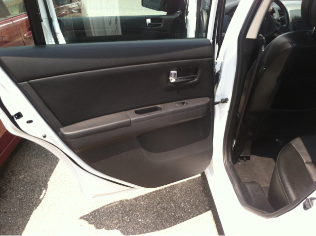 Nissan Sentra 2011 photo 4