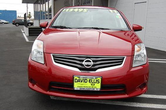 Nissan Sentra 2011 photo 2