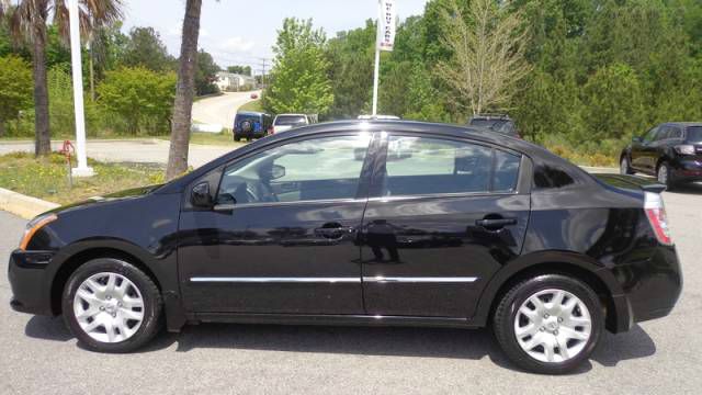 Nissan Sentra 2011 photo 18