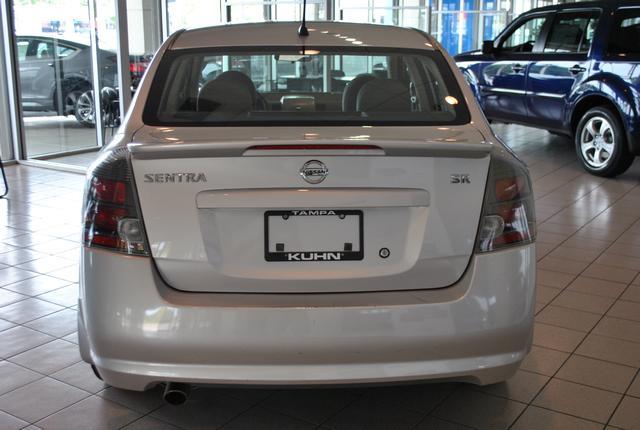 Nissan Sentra 2011 photo 10