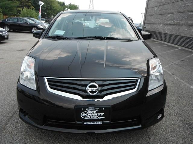 Nissan Sentra 2012 photo 3