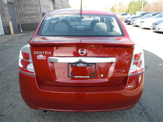 Nissan Sentra 2012 photo 3