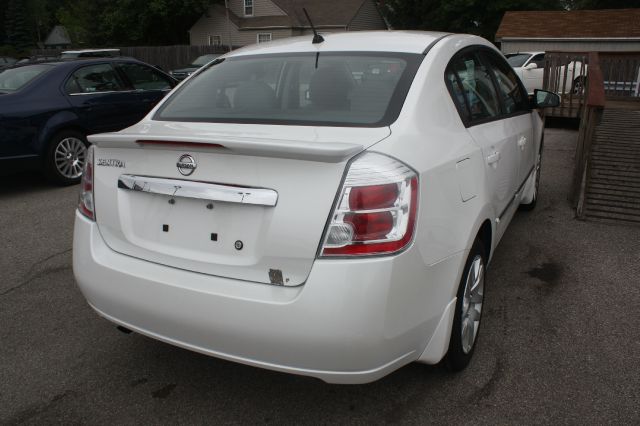 Nissan Sentra 2012 photo 13