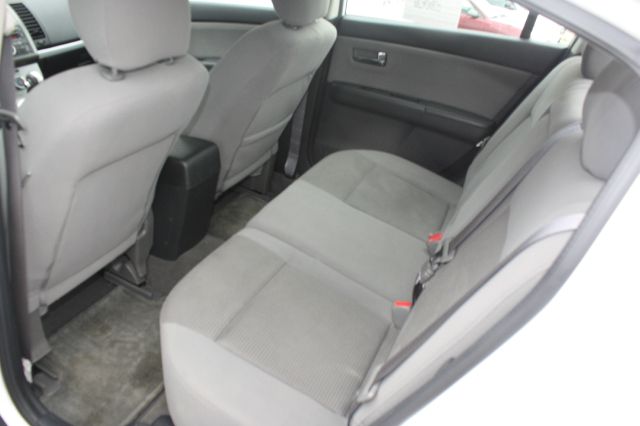 Nissan Sentra 2012 photo 6