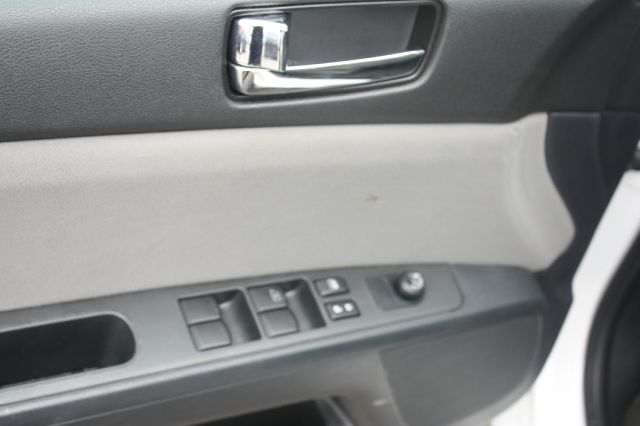 Nissan Sentra 2012 photo 9