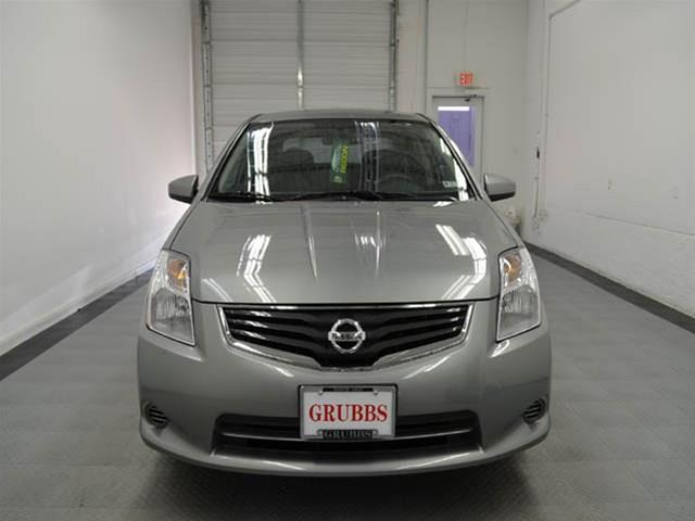 Nissan Sentra 2012 photo 4