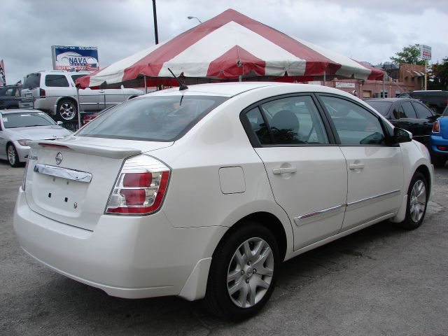 Nissan Sentra 2012 photo 11