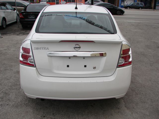 Nissan Sentra 2012 photo 14