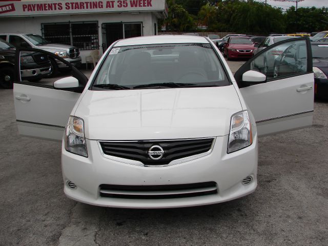 Nissan Sentra 2012 photo 15