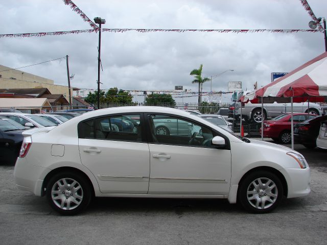 Nissan Sentra 2012 photo 19