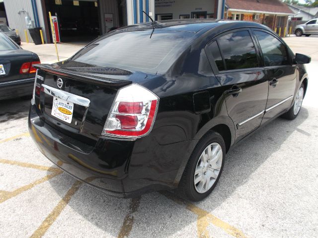 Nissan Sentra 2012 photo 1