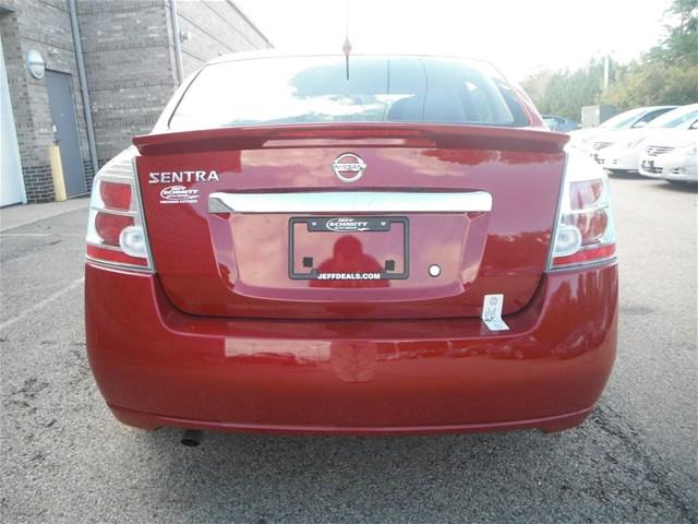 Nissan Sentra 2012 photo 3