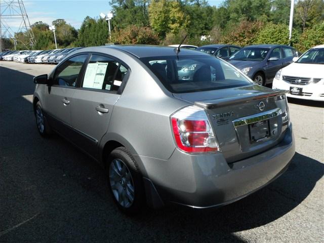 Nissan Sentra 2012 photo 4