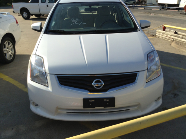 Nissan Sentra 2012 photo 1